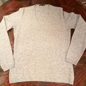 LORO PIANA CASHMERE SWEATER